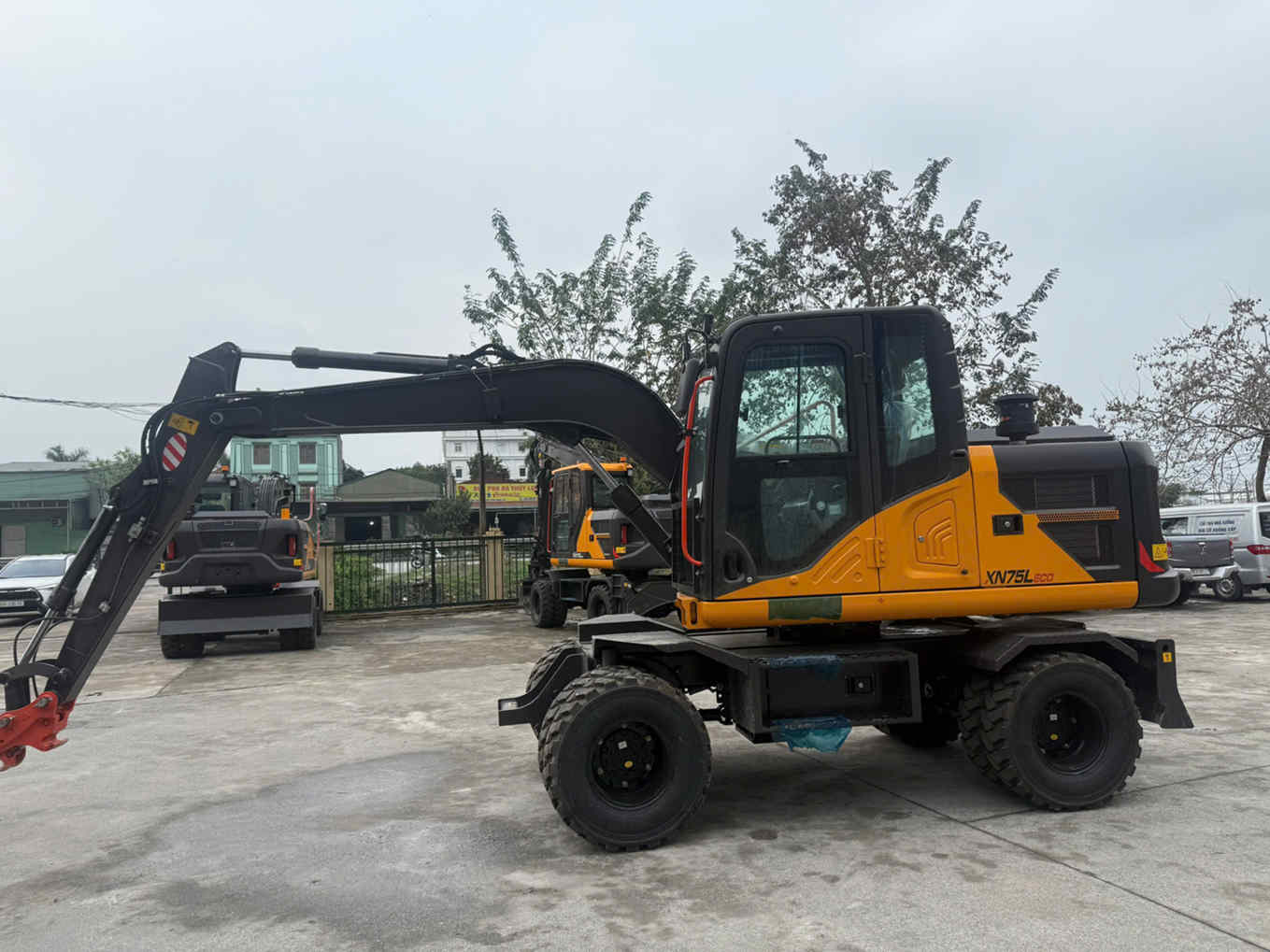 Máy xúc đào XINIU XN75LECO